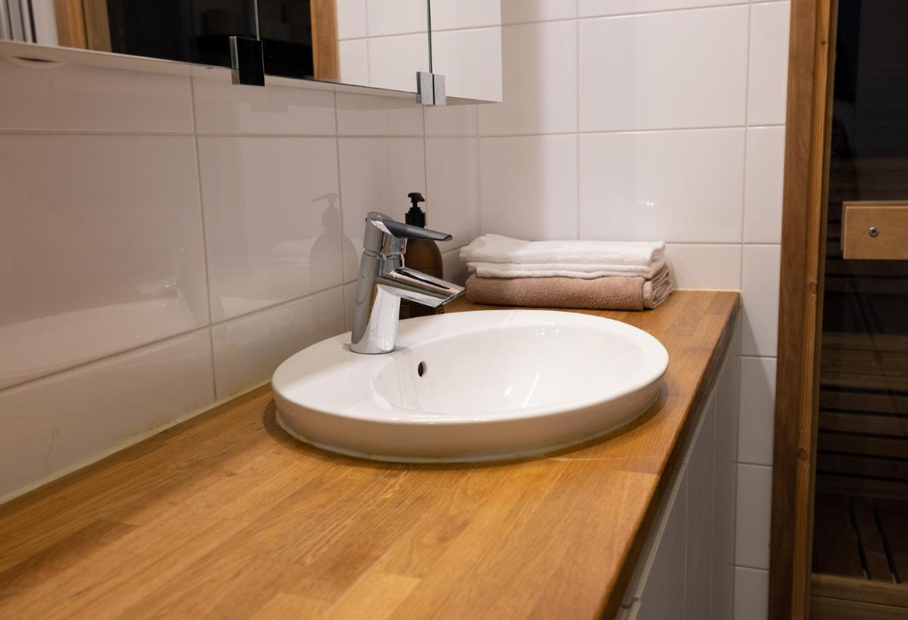 2ndhomes Charming 1br With Sauna In Loennrotinkatu